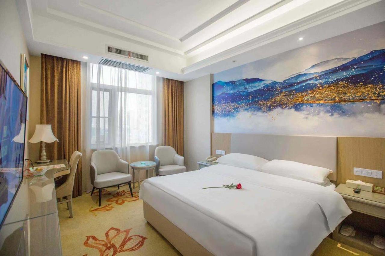 Vienna Hotel Nanyang People Road المظهر الخارجي الصورة